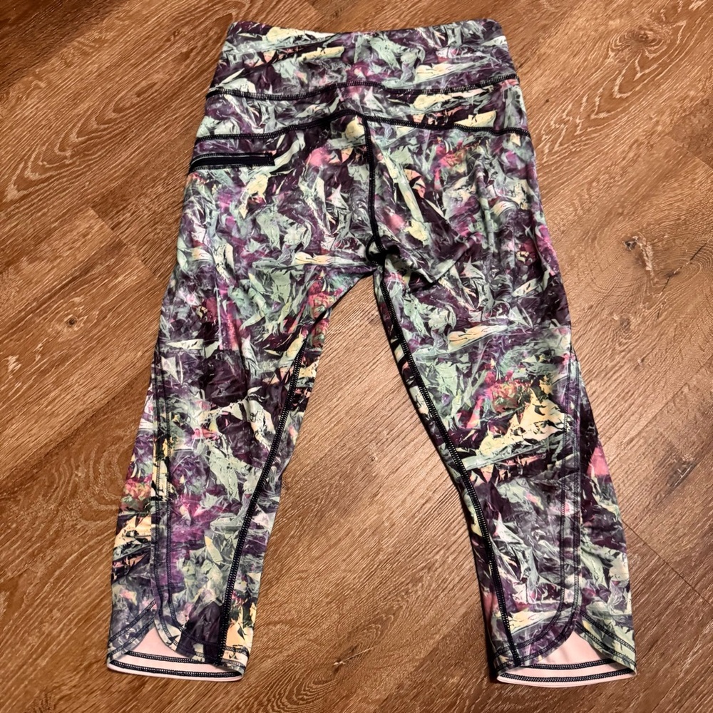 Lululemon Run: Top Speed Crop - Picture 7 of 10